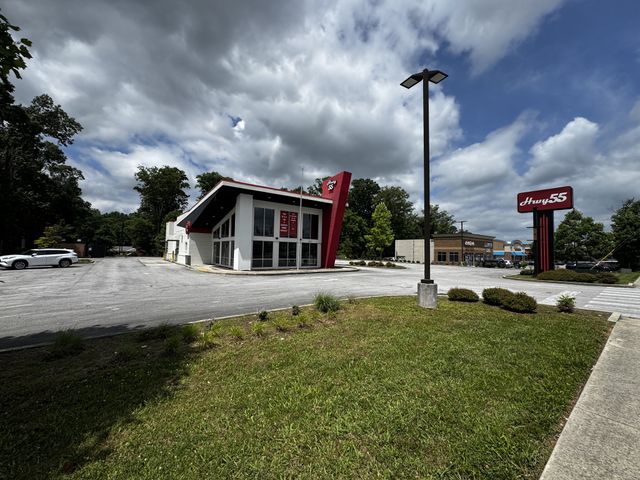 1507 N Jackson St, Tullahoma, TN 37388