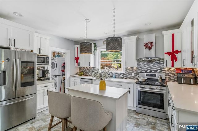 283 Hamilton Place, Hackensack, NJ 07601