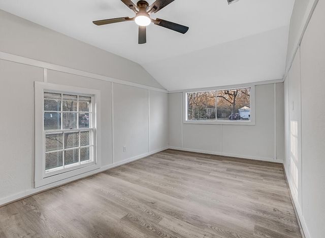 828 Burma Road, Wake Village, TX 75501