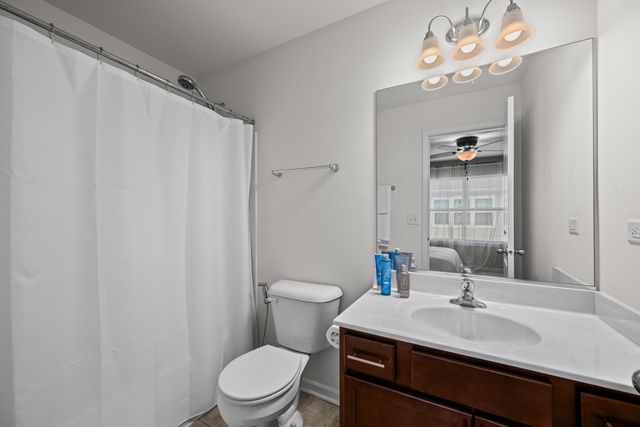 1160 Evergreen Avenue, Des Plaines, IL 60016