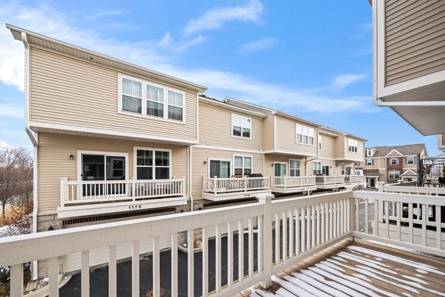 1160 Evergreen Avenue, Des Plaines, IL 60016