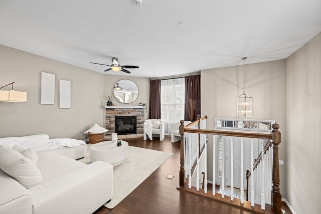 1160 Evergreen Avenue, Des Plaines, IL 60016