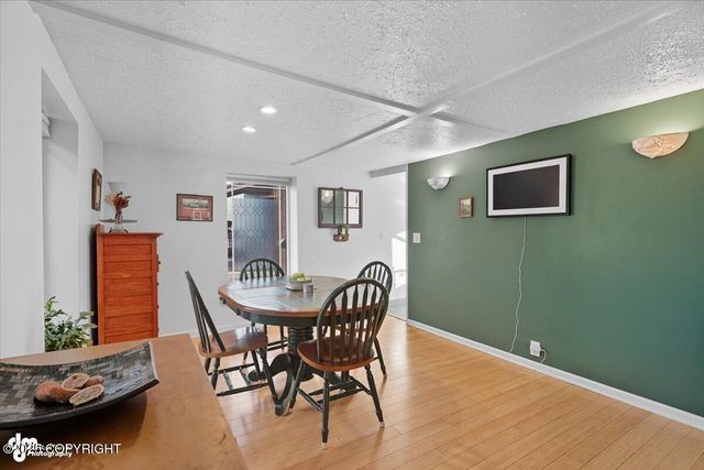 2635 Latouche Street, Anchorage, AK 99508
