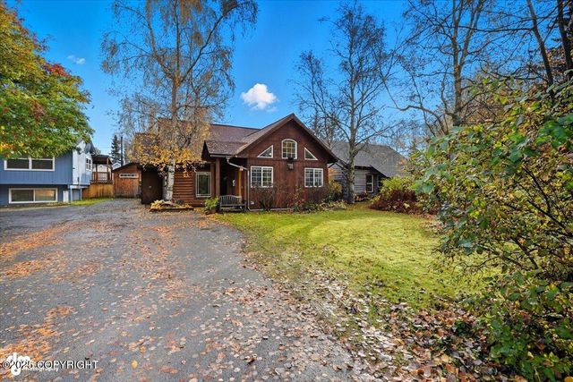 2635 Latouche Street, Anchorage, AK 99508