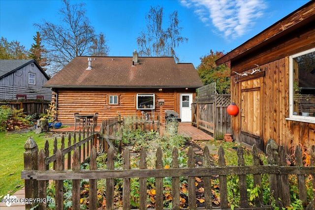 2635 Latouche Street, Anchorage, AK 99508