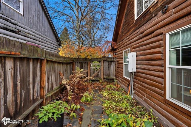2635 Latouche Street, Anchorage, AK 99508