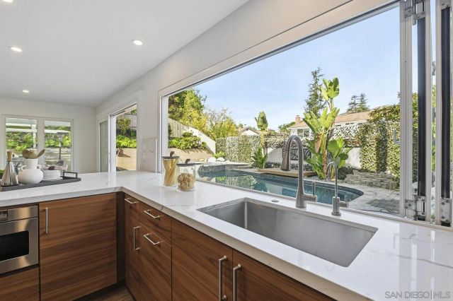 13366 Twin Circle Ct, Poway, CA 92064