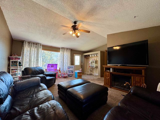 33801 30th St SW, Max, ND 58759