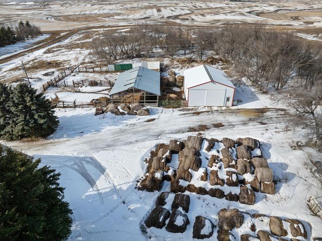 33801 30th St SW, Max, ND 58759