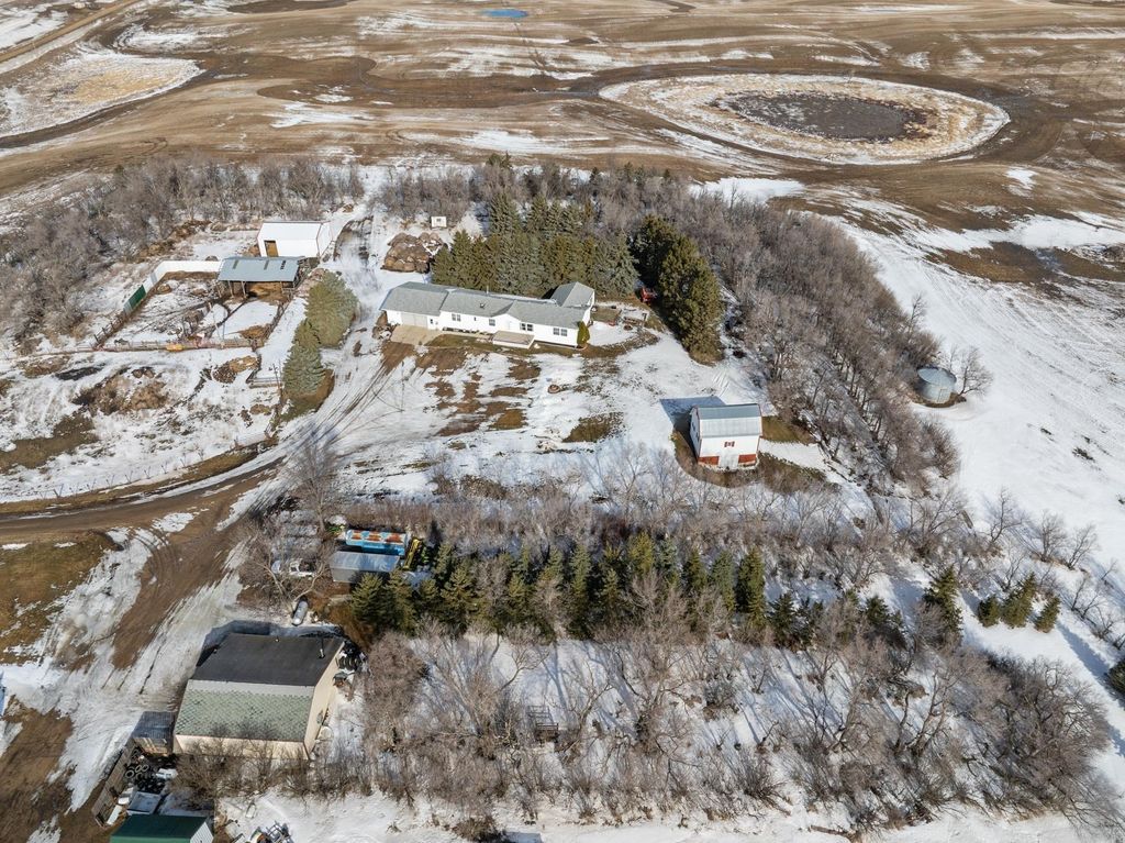 33801 30th St SW, Max, ND 58759