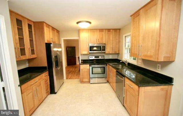 15309 HANNANS WAY, Rockville, MD 20853