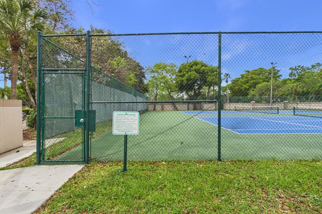 9780 Nob Hill Court 9780, Sunrise, FL 33351