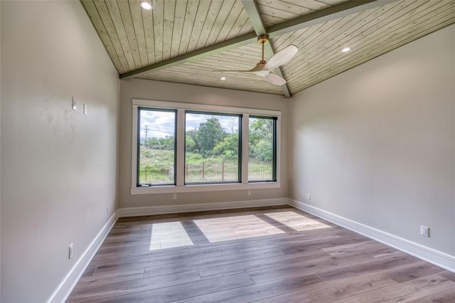 106 Edwards CIR, Horseshoe Bay, TX 78657