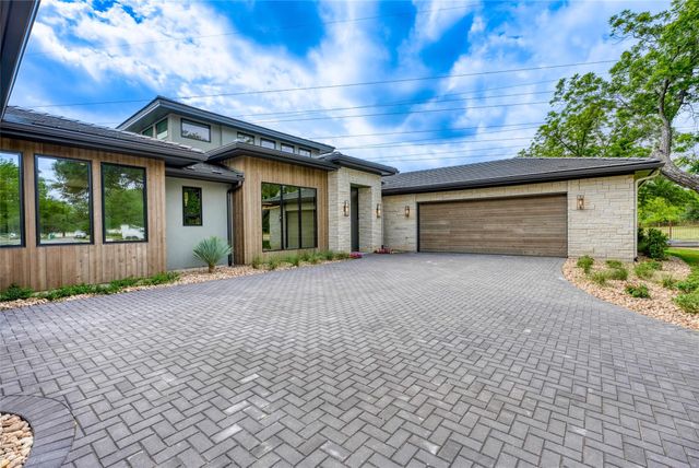 106 Edwards CIR, Horseshoe Bay, TX 78657