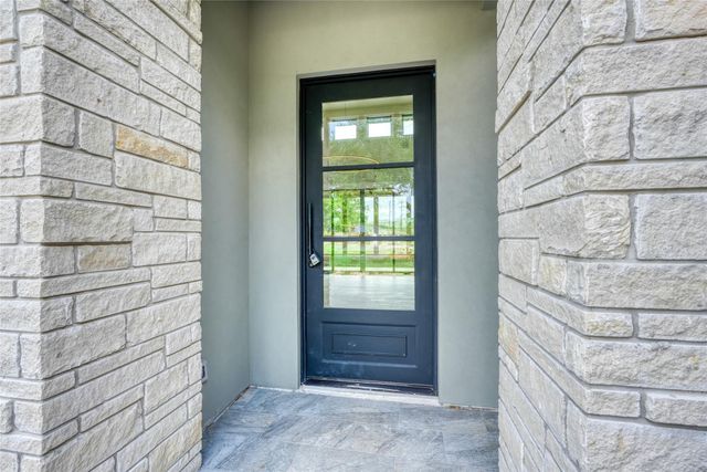 106 Edwards CIR, Horseshoe Bay, TX 78657