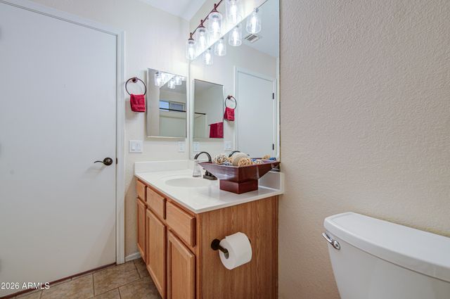 1757 W RAY Lane, Apache Junction, AZ 85120