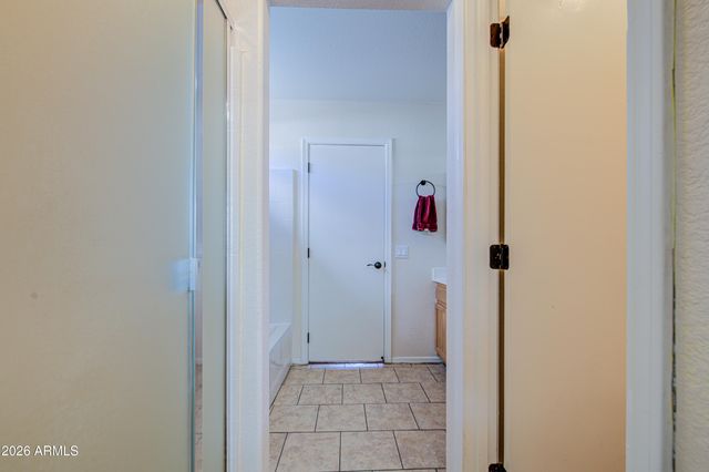 1757 W RAY Lane, Apache Junction, AZ 85120
