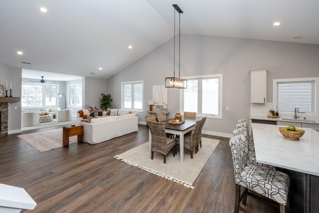 3634 Katherine Lane 3, Royalton Twp, MI 49085