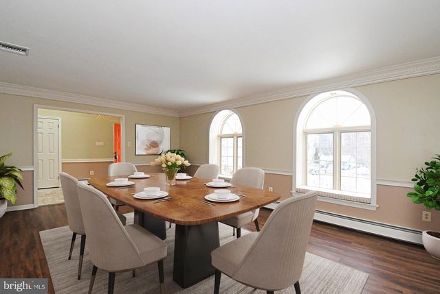 6196 WASHINGTON LN, Bensalem, PA 19020