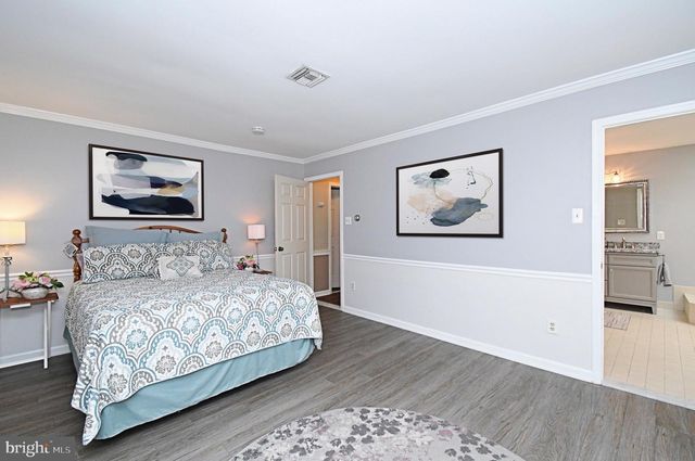 6196 WASHINGTON LN, Bensalem, PA 19020