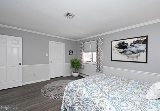 6196 WASHINGTON LN, Bensalem, PA 19020