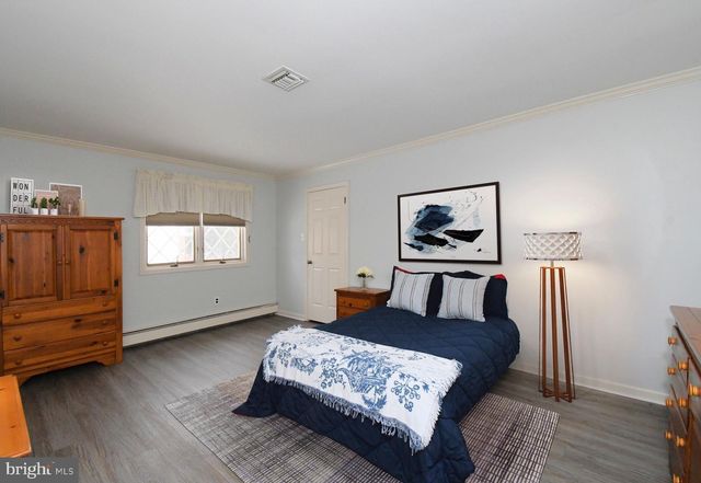 6196 WASHINGTON LN, Bensalem, PA 19020