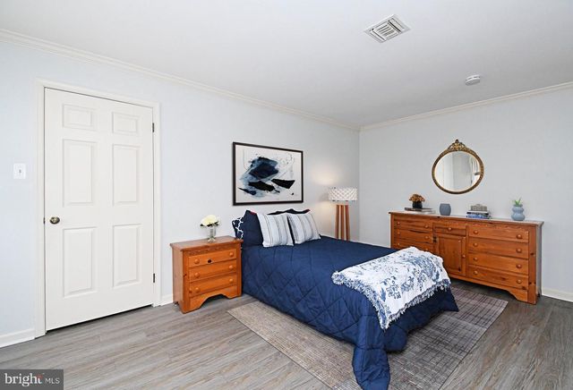 6196 WASHINGTON LN, Bensalem, PA 19020