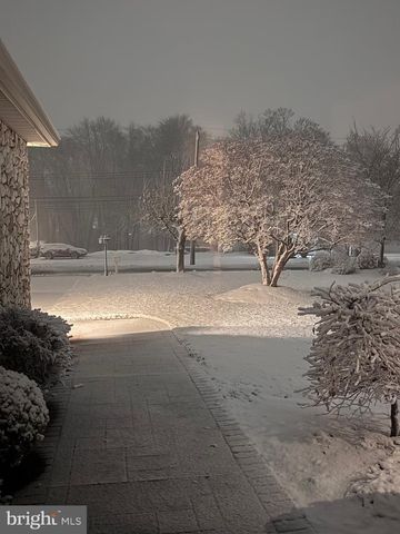 6196 WASHINGTON LN, Bensalem, PA 19020