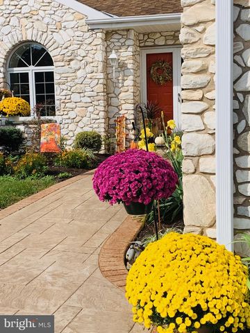 6196 WASHINGTON LN, Bensalem, PA 19020