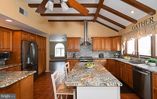 6196 WASHINGTON LN, Bensalem, PA 19020