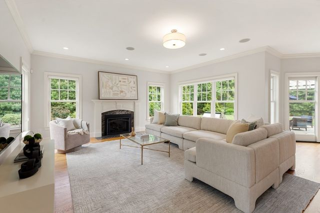 10 Victory Garden Way, Lexington, MA 02420