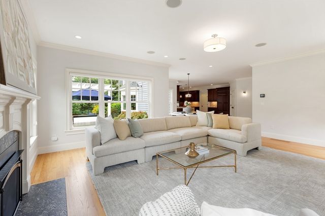 10 Victory Garden Way, Lexington, MA 02420