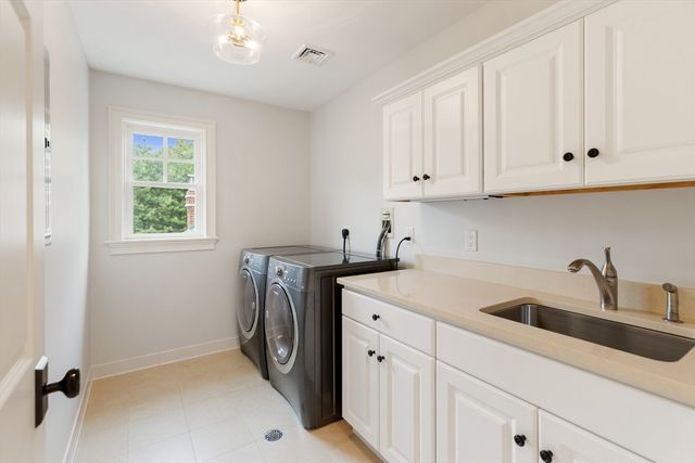 10 Victory Garden Way, Lexington, MA 02420