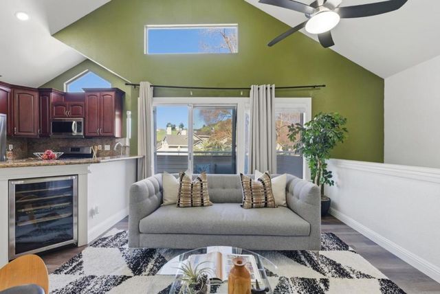 301 Boatswain Court, Hercules, CA 94547