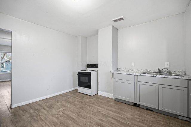 51 S Ogden Avenue, Columbus, OH 43204