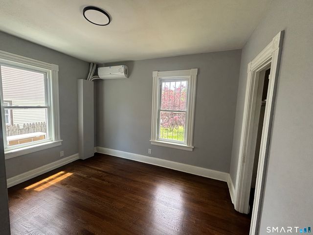 231 Goddard Avenue 1st Floor, Bridgeport, CT 06610