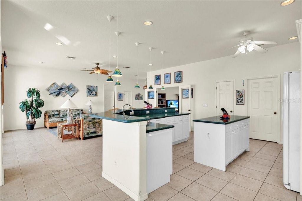 Image 12 of property listing at 3772 PEACE RIVER DRIVE, Punta Gorda, FL 33983