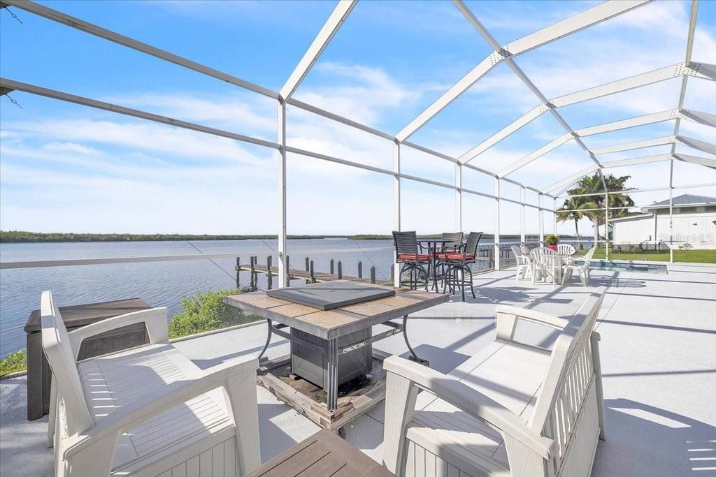 Image 36 of property listing at 3772 PEACE RIVER DRIVE, Punta Gorda, FL 33983