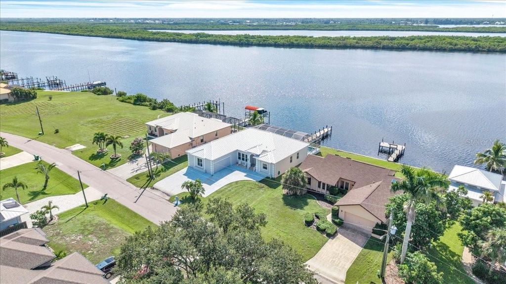 Image 42 of property listing at 3772 PEACE RIVER DRIVE, Punta Gorda, FL 33983