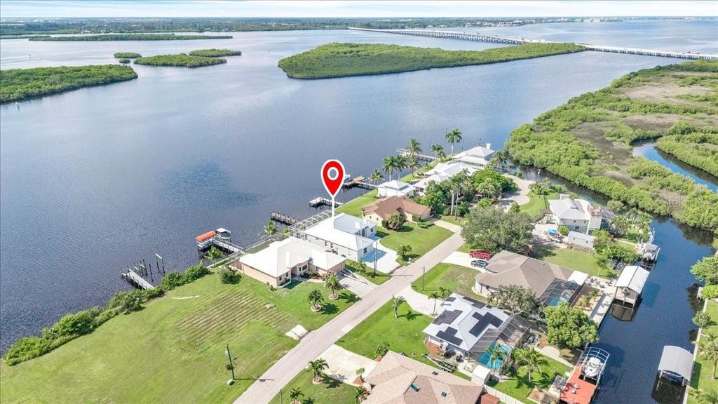 Image 44 of property listing at 3772 PEACE RIVER DRIVE, Punta Gorda, FL 33983