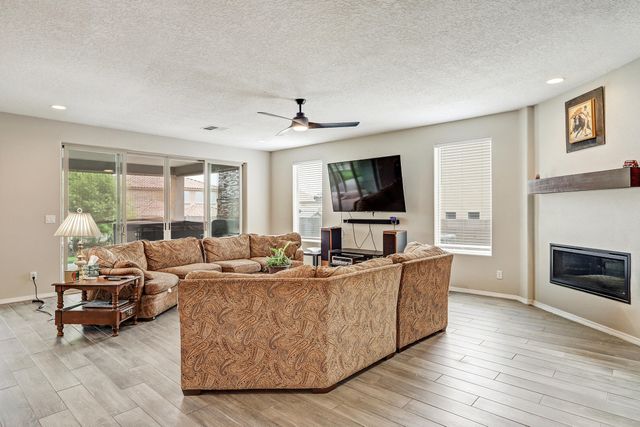 1616 Alpine Meadows Lane NW, Albuquerque, NM 87120