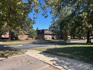 311 Riviera Drive, St. Clair Shores, MI 48080