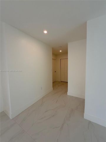 19221 SW 92nd Rd, Cutler Bay, FL 33157