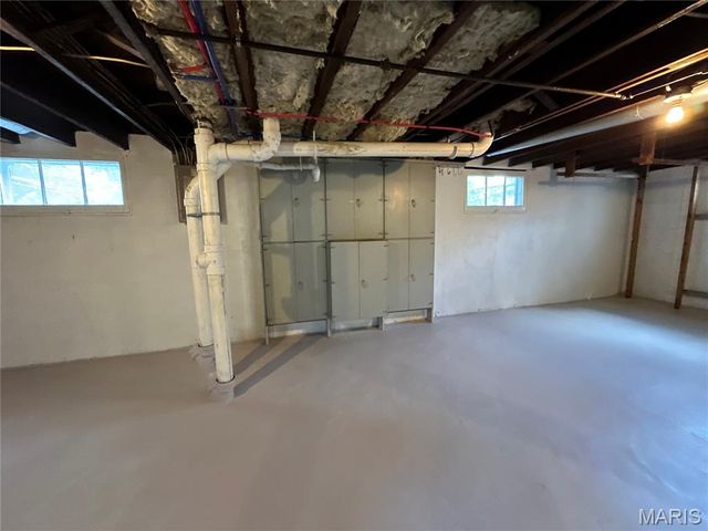 2341 Spencer Avenue, Overland, MO 63114