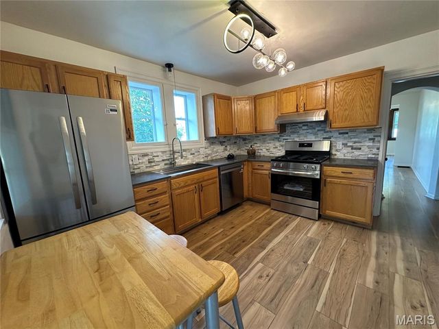 2341 Spencer Avenue, Overland, MO 63114