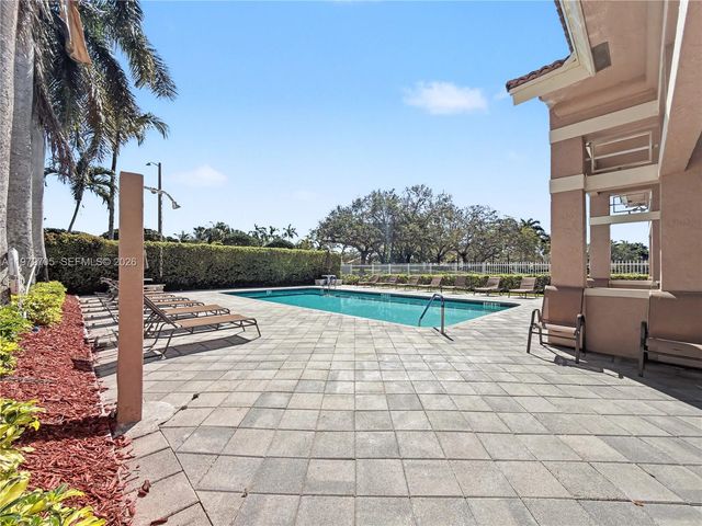 5396 NW 126th Dr, Coral Springs, FL 33076