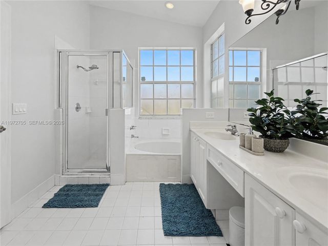 5396 NW 126th Dr, Coral Springs, FL 33076