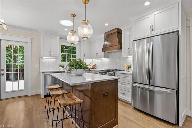 2406 Dellwood Drive, Greensboro, NC 27408