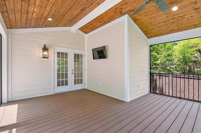 2406 Dellwood Drive, Greensboro, NC 27408