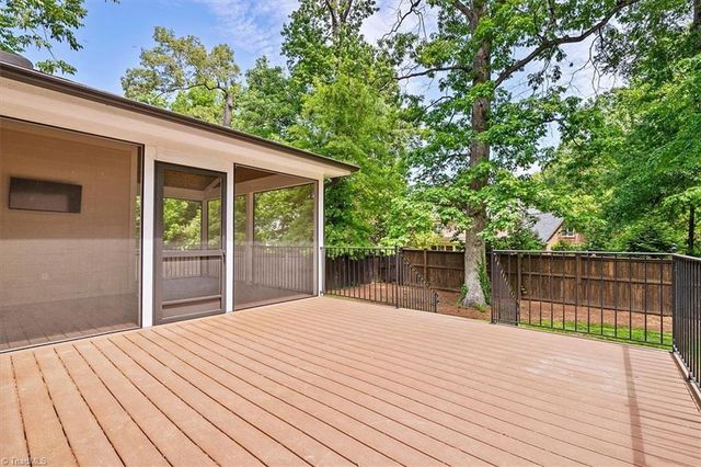 2406 Dellwood Drive, Greensboro, NC 27408